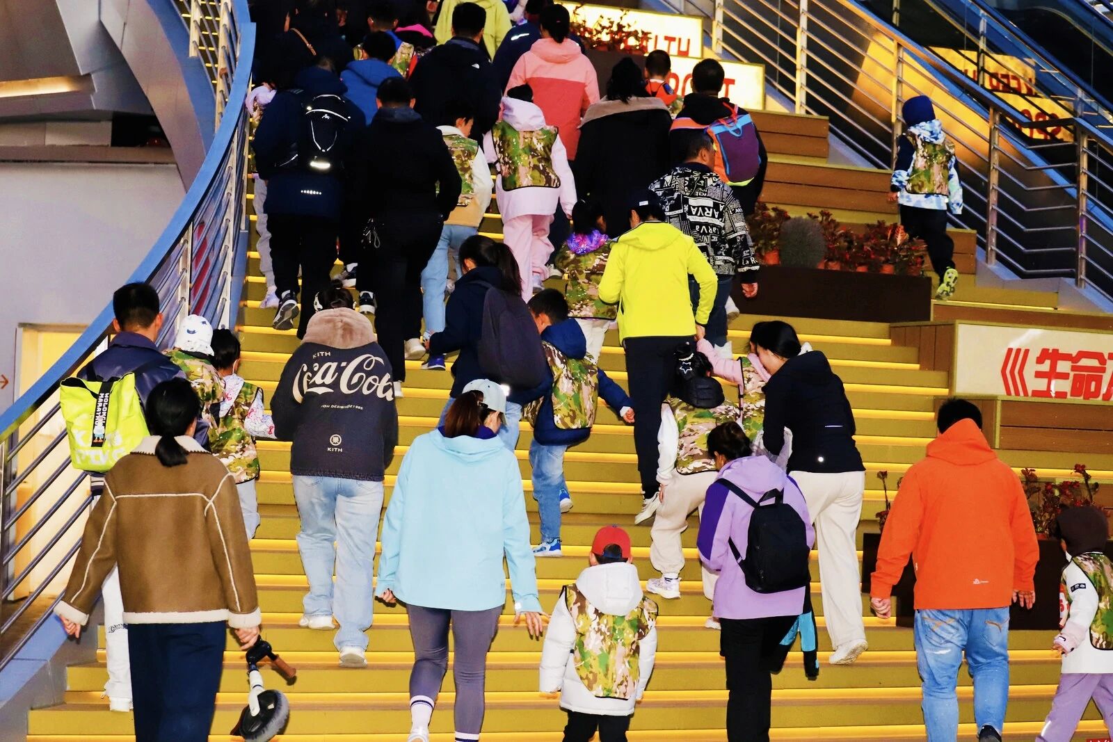 1760947675413935.jpeg 5.jpg